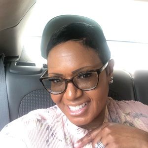 Meet your Posher, Sylvia